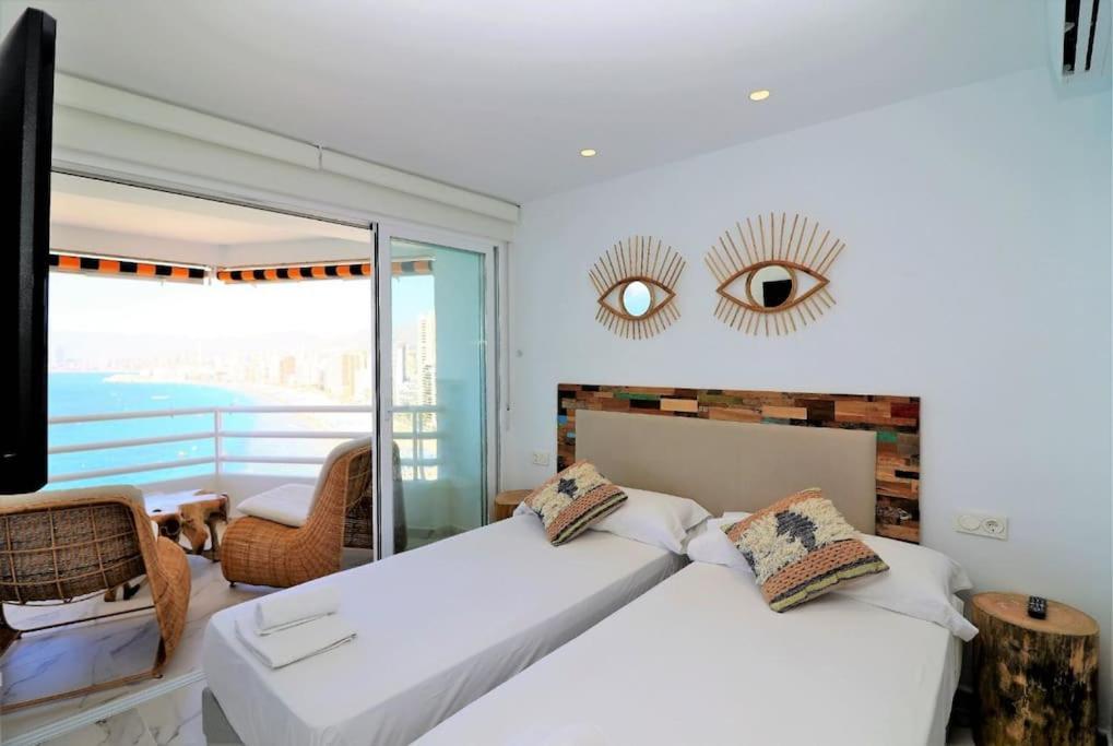 Luxurious 2-Bedroom Apt With Stunning Views, 1St Line On Levante Beach, Benidorm Exterior photo